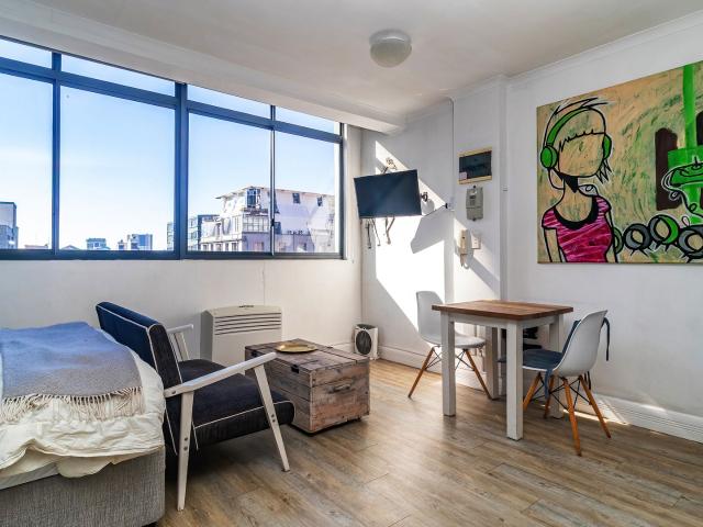 Apartment for sale in Cape Town, Western Cape