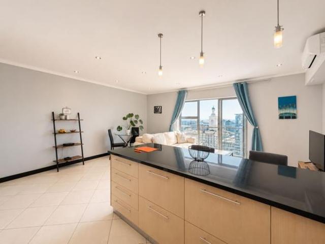 Apartment for sale in Cape Town, Western Cape