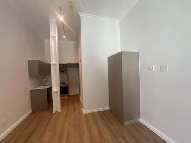 Apartment for sale in Cape Town, Western Cape