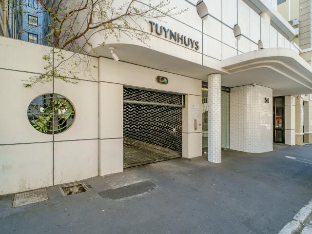 Apartment for sale in Cape Town, Western Cape