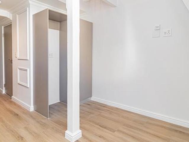 Apartment for sale in Cape Town, Western Cape