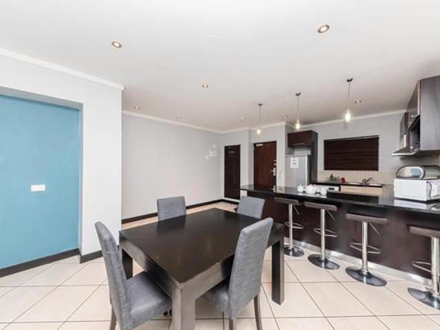 Apartment for sale in Cape Town, City of Cape Town