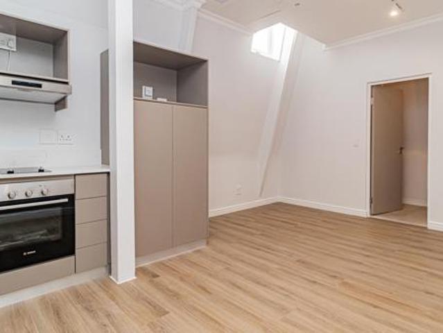 Apartment for sale in Cape Town, Western Cape