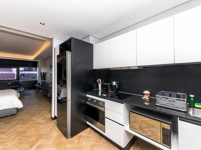 Apartment for sale in Cape Town, Western Cape