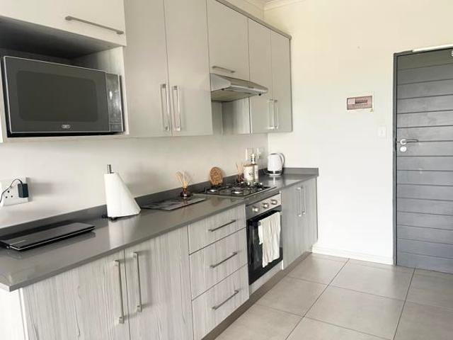 Apartment for sale in Vosloorus, Gauteng