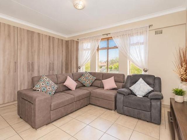 Apartment for rent in Jansenpark, City of Ekurhuleni Metropolitan Municipality
