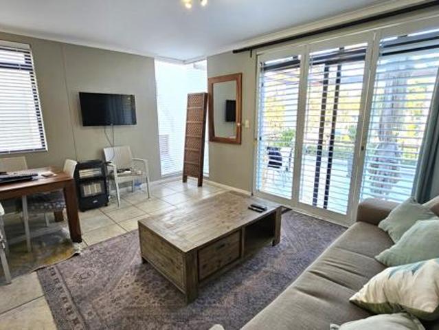 Apartment for sale in Cape Town, Western Cape