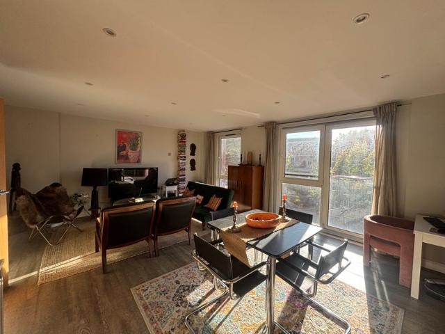 Apartment for rent in York Road Estate, Greater London