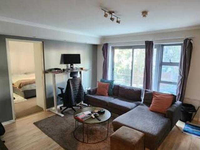 Room for rent in Claremont, Cape Town