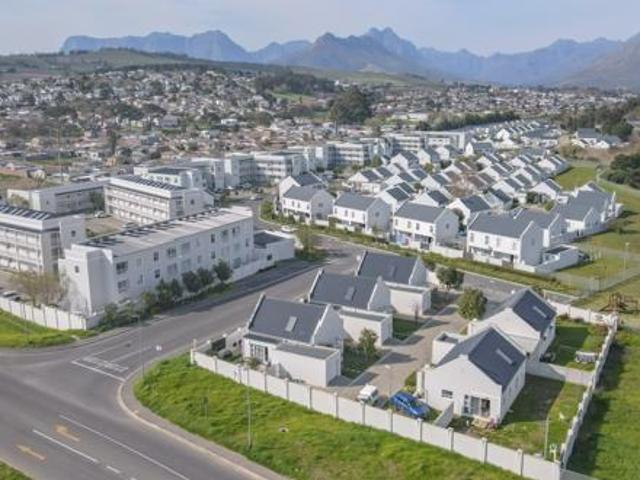Apartment for rent in Bergsig, Durbanville