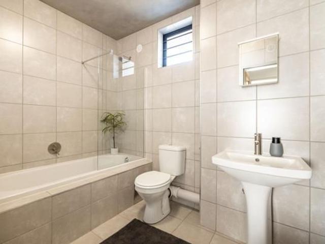 Apartment for rent in Nooitgedacht, Gauteng