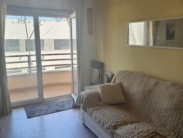 Apartamento alugar em Costa da Caparica, Almada