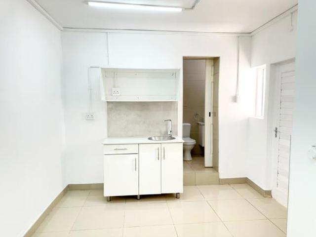 Apartment for rent in Seaview, Kwazulu-natal