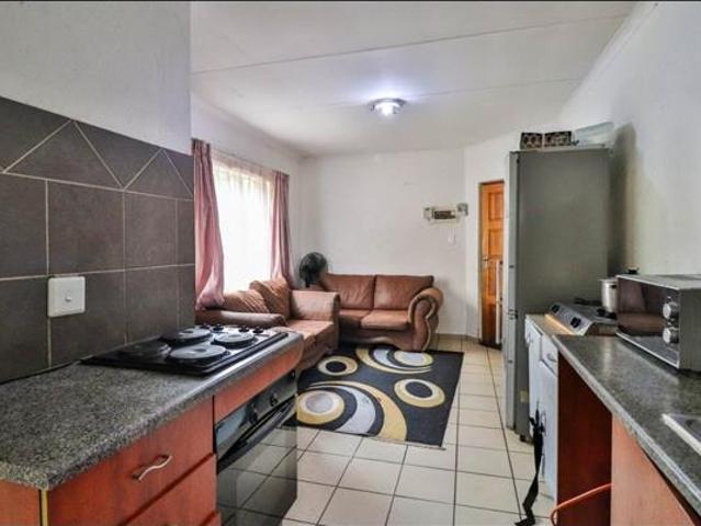 Apartment for rent in Jansenpark, City of Ekurhuleni Metropolitan Municipality
