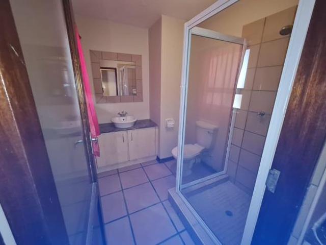 Apartment for sale in Dr Kenneth Kaunda, North West