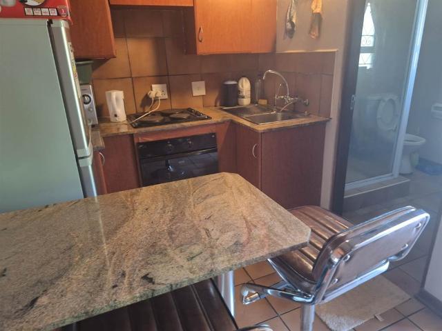 Apartment for sale in Dr Kenneth Kaunda, North West