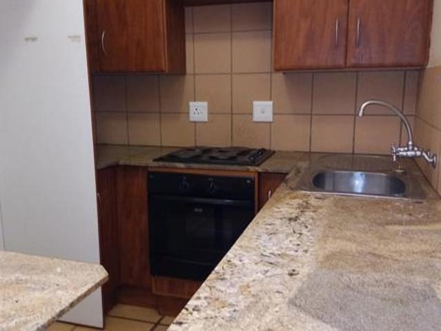 Apartment for sale in Dr Kenneth Kaunda, North West