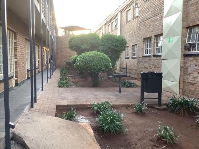 Apartment for sale in Dr Kenneth Kaunda, North West