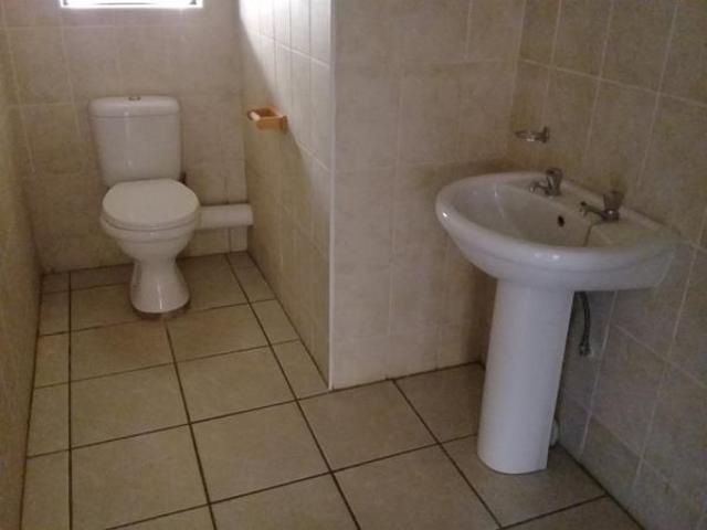 Apartment for sale in Dr Kenneth Kaunda, North West