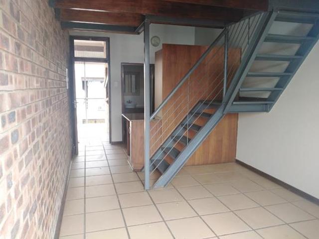 Apartment for sale in Dr Kenneth Kaunda, North West