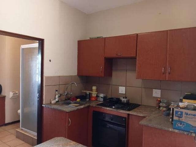 Apartment for sale in Dr Kenneth Kaunda, North West