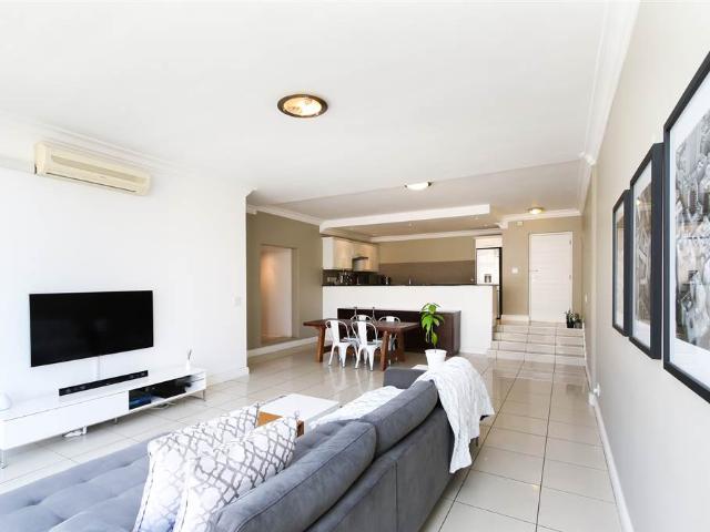 Apartment for sale in Cape Town, Western Cape