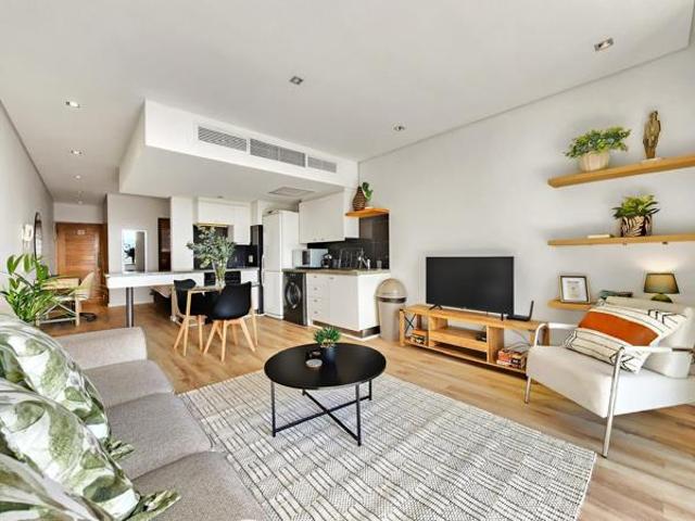Apartment for sale in Cape Town, Western Cape