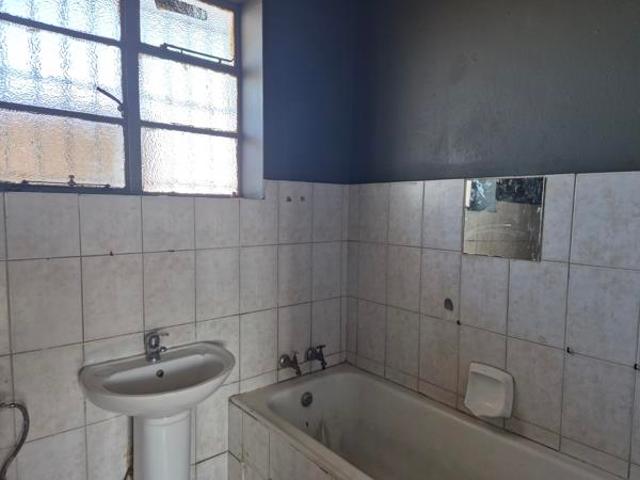 Apartment for rent in West Rand Garden estates, Westonaria Local Municipality