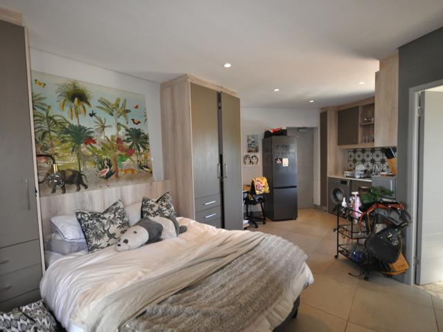 Apartment for sale in Pniel, Western Cape