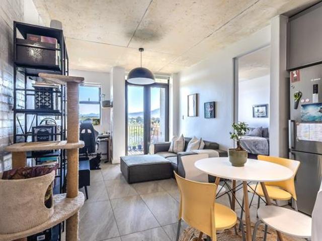 Apartment for sale in Bergsig, Durbanville