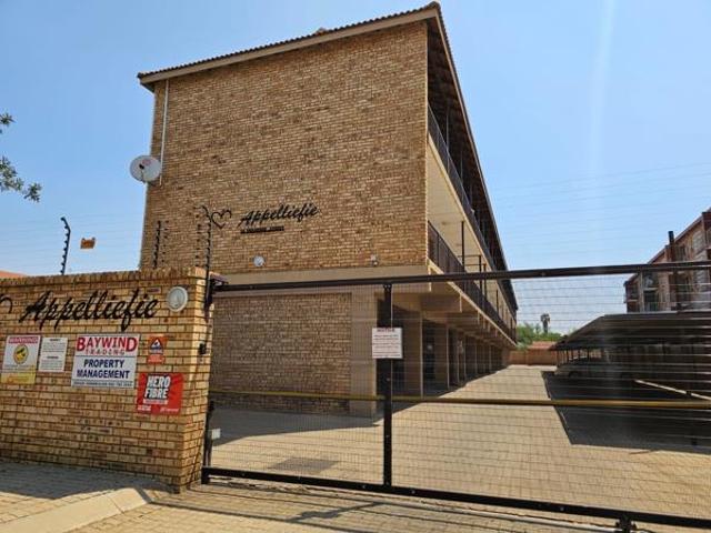 Apartment for sale in Dr Kenneth Kaunda, North West