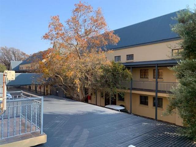 Apartment for sale in Dr Kenneth Kaunda, North West