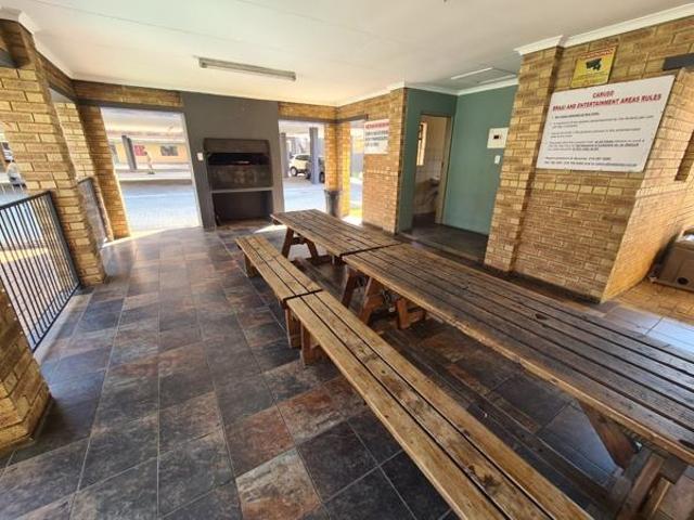 Apartment for rent in Potchefstroom, Tlokwe Local Municipality