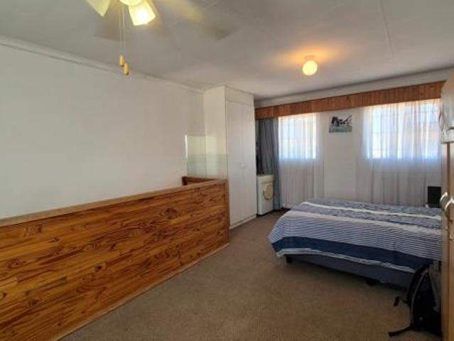 Apartment for sale in Dr Kenneth Kaunda, North West