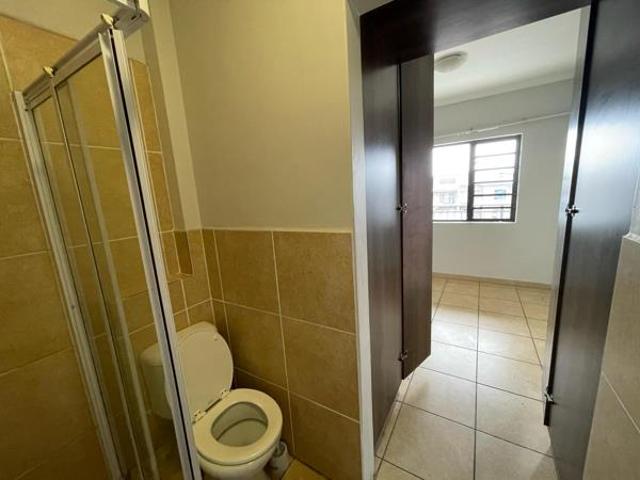 Apartment for sale in Dr Kenneth Kaunda, North West