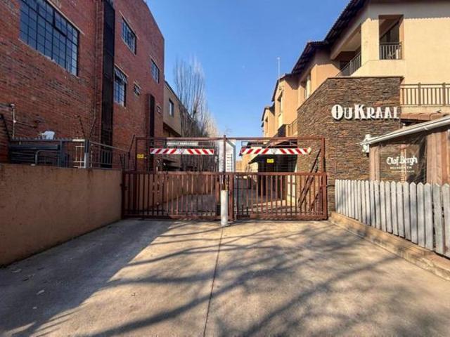 Apartment for sale in Dr Kenneth Kaunda, North West