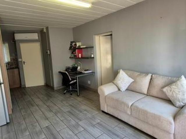 Apartment for sale in Dr Kenneth Kaunda, North West