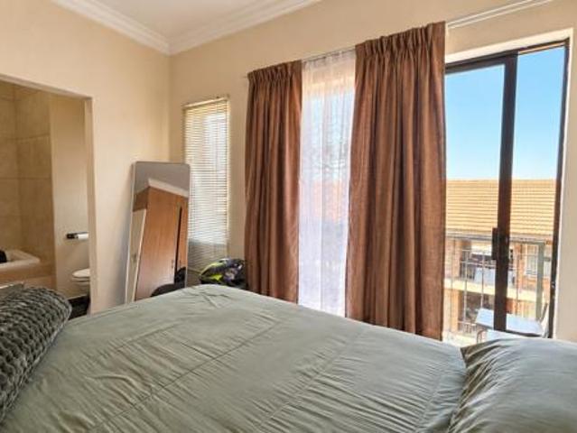 Apartment for sale in Potchefstroom, Tlokwe Local Municipality