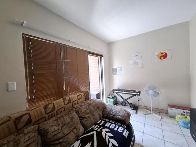 Apartment for sale in Dr Kenneth Kaunda, North West