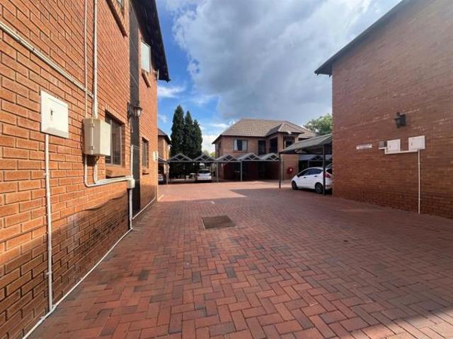 Apartment for sale in Dr Kenneth Kaunda, North West