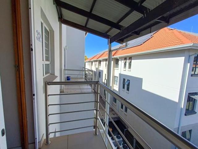 Apartment for sale in Dr Kenneth Kaunda, North West