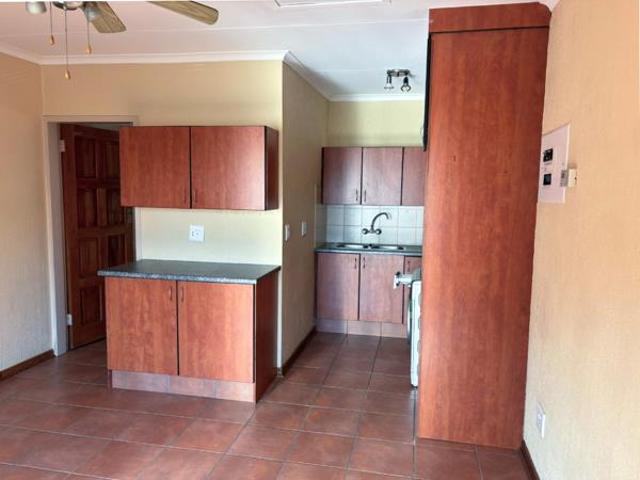 Apartment for sale in Potchefstroom, Tlokwe Local Municipality