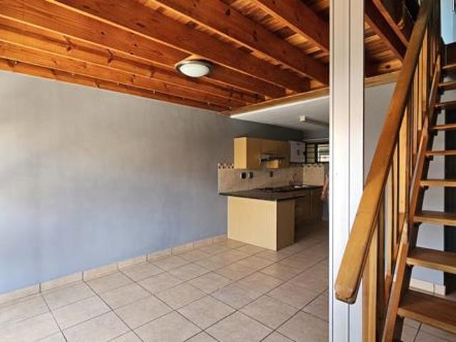 Apartment for sale in Dr Kenneth Kaunda, North West