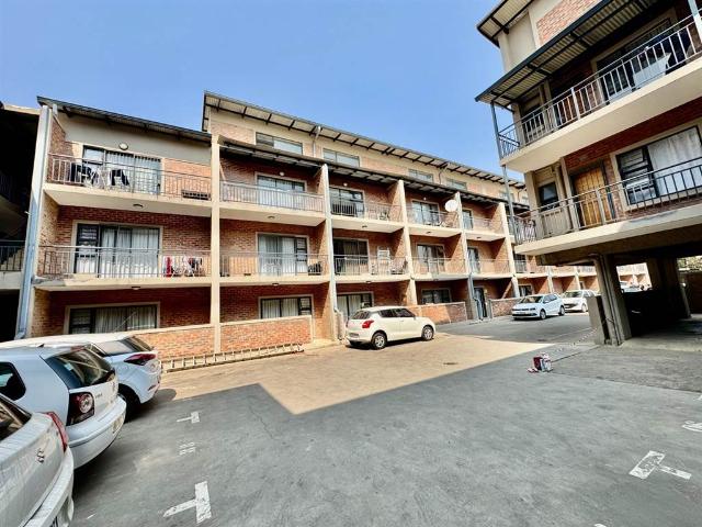 Apartment for sale in Dr Kenneth Kaunda, North West