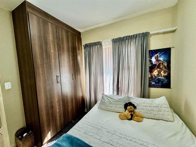 Apartment for sale in Dr Kenneth Kaunda, North West