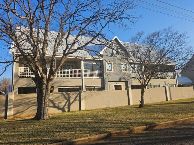 Apartment for sale in Dr Kenneth Kaunda, North West