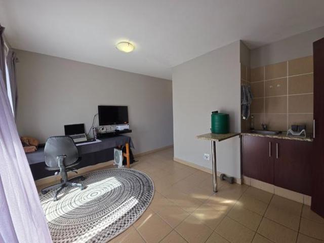 Apartment for sale in Dr Kenneth Kaunda, North West