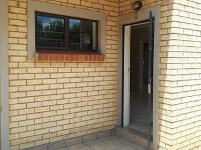Apartment for sale in Potchefstroom, Tlokwe Local Municipality