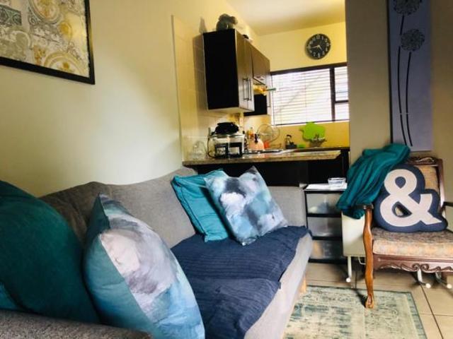 Apartment for sale in Dr Kenneth Kaunda, North West