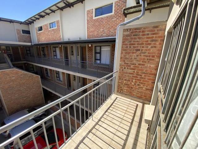 Apartment for sale in Dr Kenneth Kaunda, North West